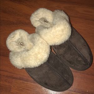 Ugg slippers
